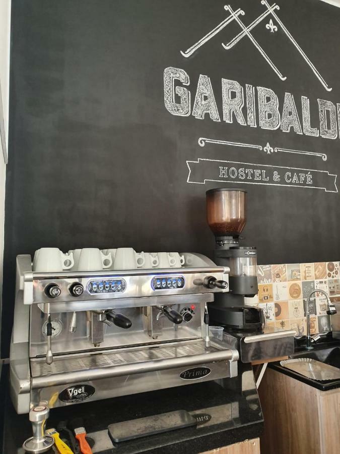 Garibaldi Hostel E Cafe Curitiba Eksteriør billede